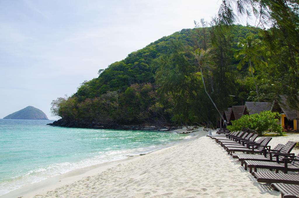 Coral Island Resort Phuket Exterior foto