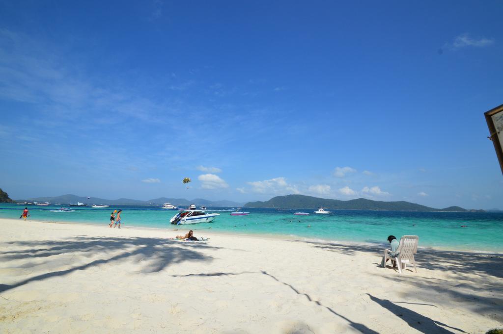 Coral Island Resort Phuket Exterior foto