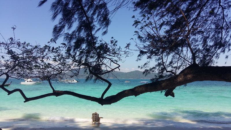 Coral Island Resort Phuket Exterior foto